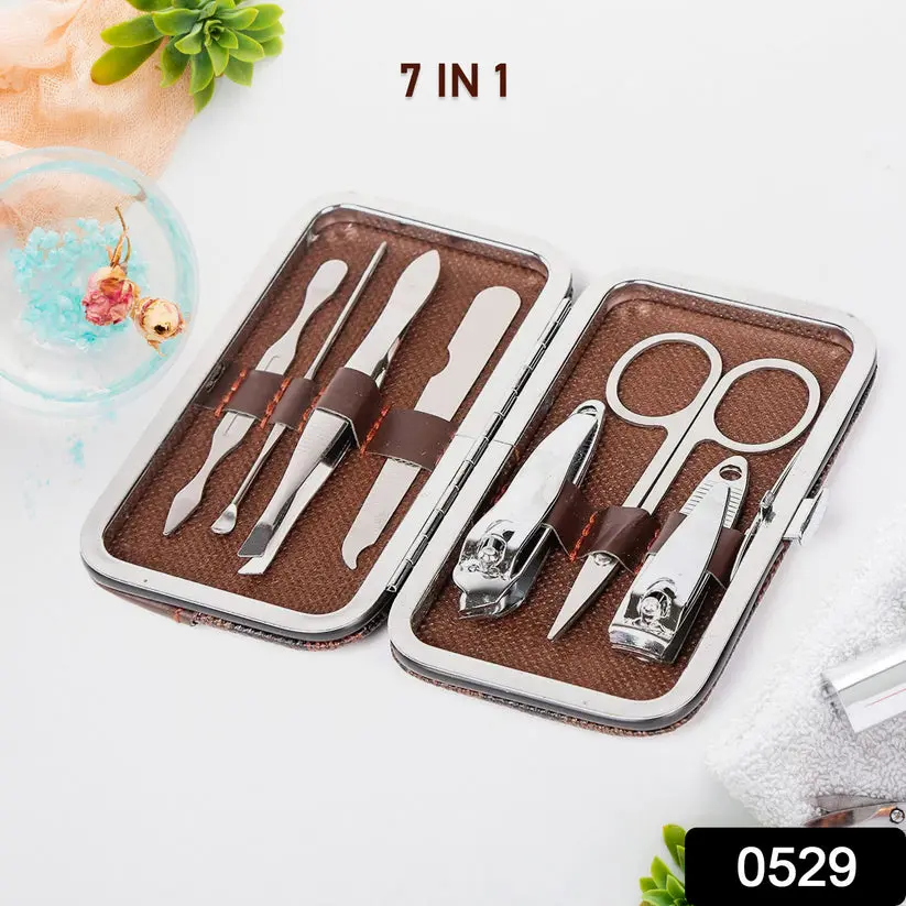 Manicure Pedicure Kit – 7-in-1 Nail Care Set 2.webp