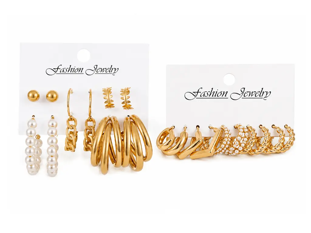 11 pair earing.webp